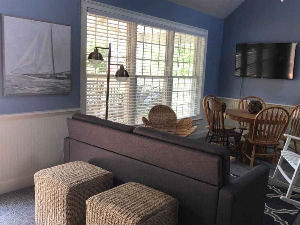 Apartment with Balcony interior